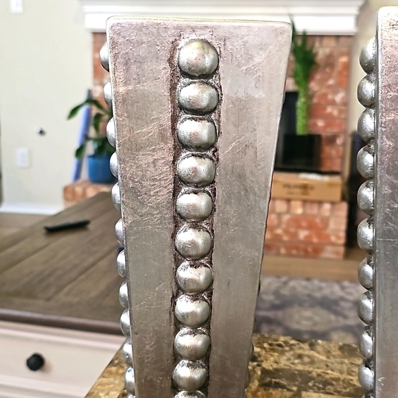 VINTAGE Unique Modern Heavy Silver Decorative Vase. Measures 12" x 4" - Picture 8 of 9